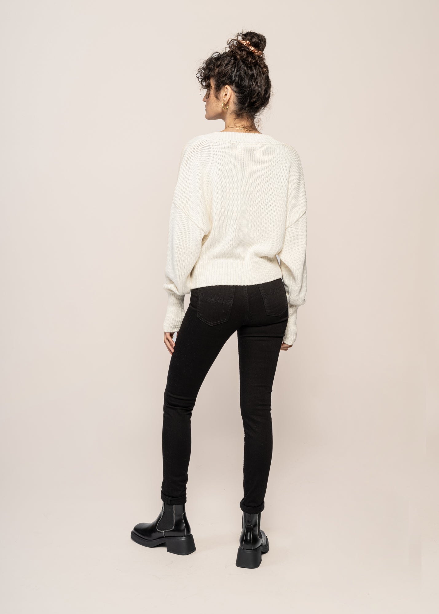pull col v en coton bio | écru "luz - offwhite"
