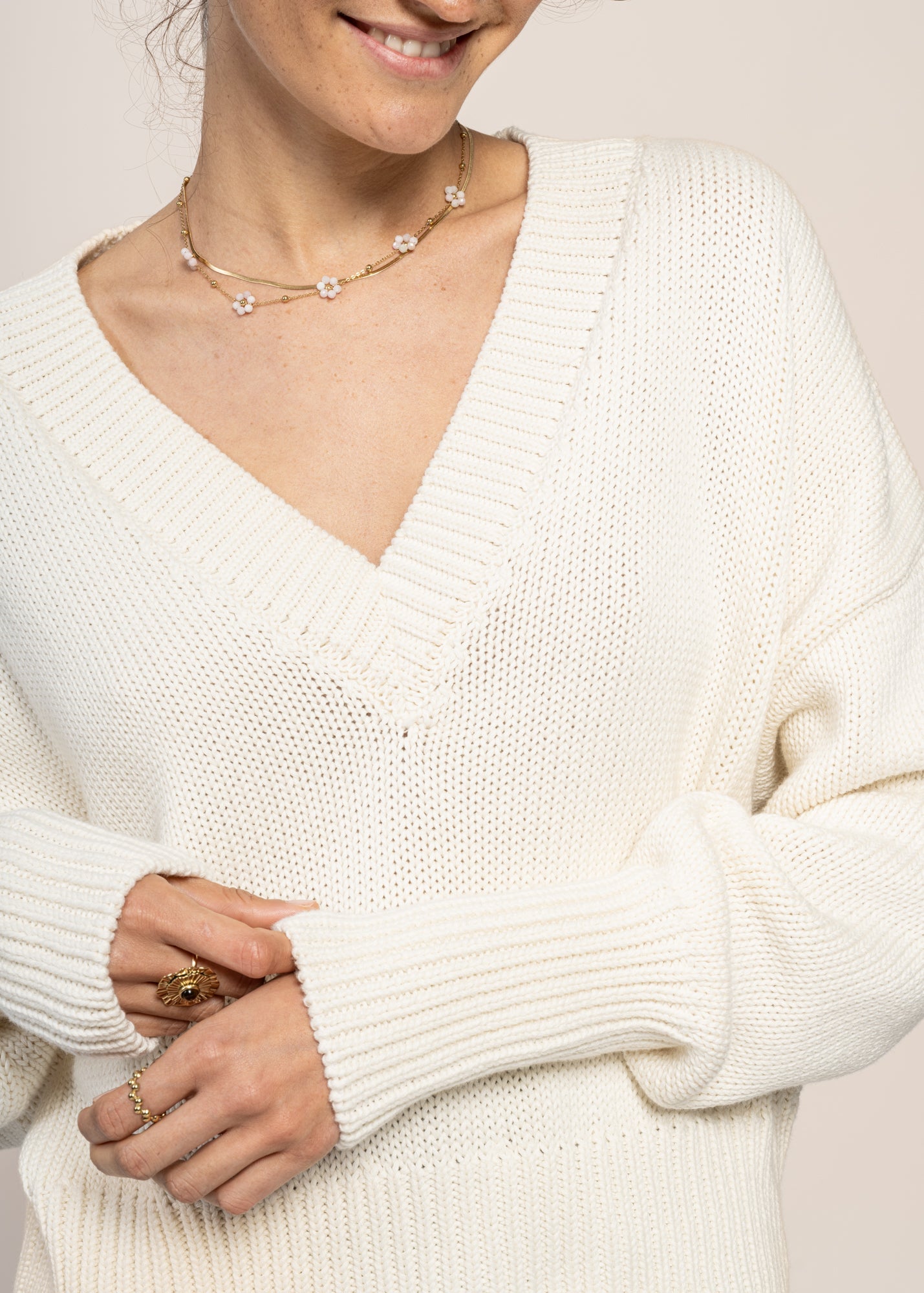pull col v en coton bio | écru "luz - offwhite"