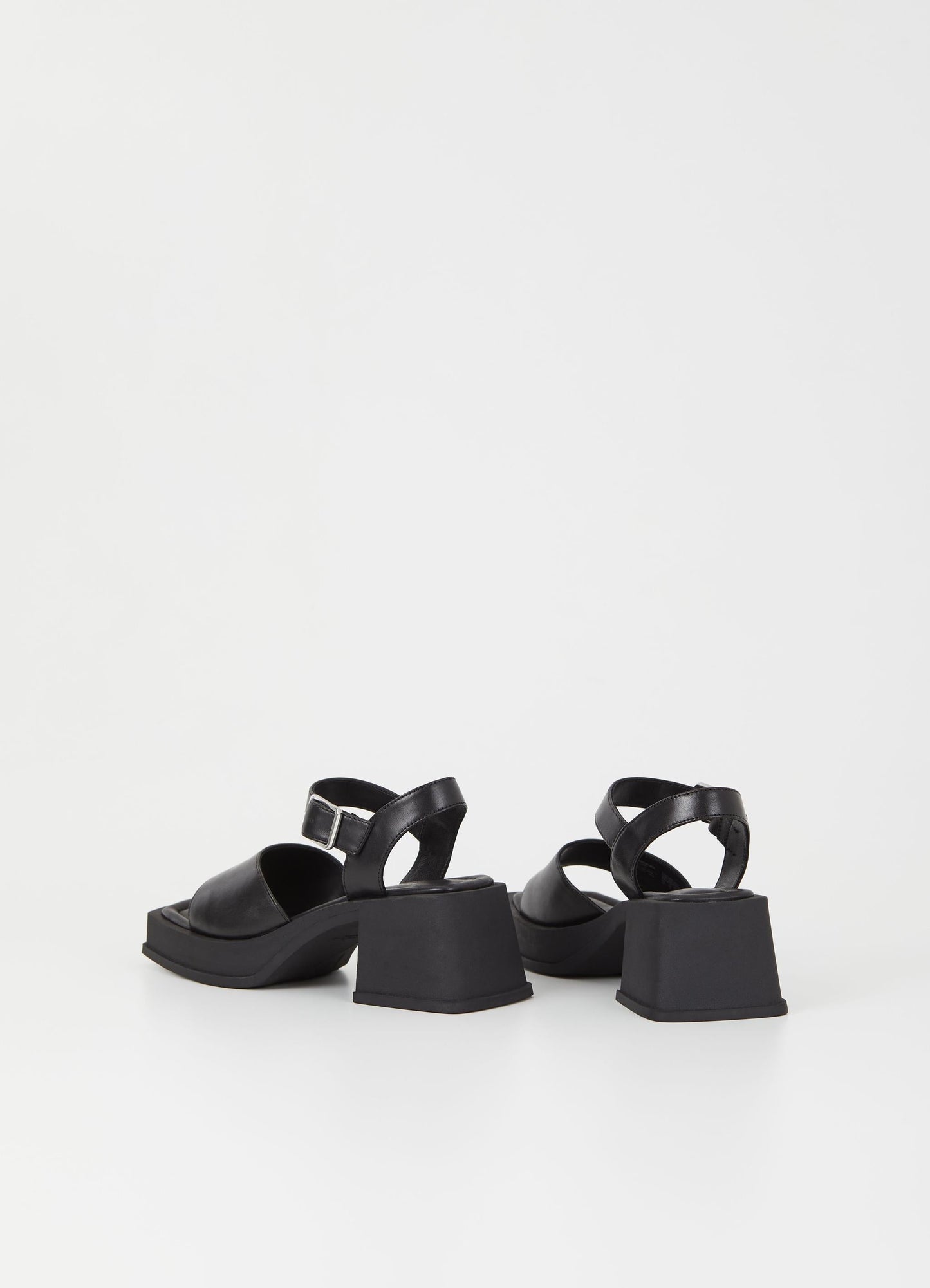 Sandales à talons en cuir certifié | Noir "hennie black"
