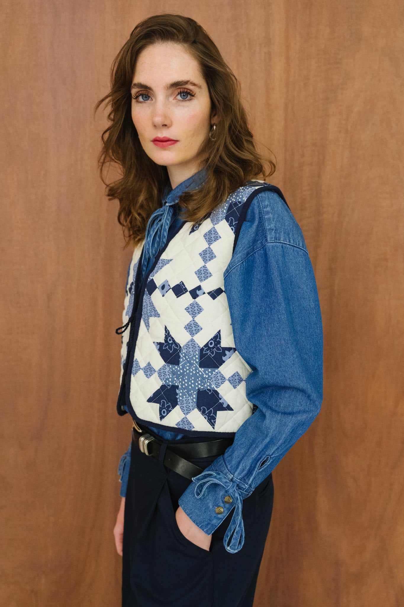 Gilet matelassé en coton bio | bleu et blanc "lill quilted cotton vest - offwhite/blue"