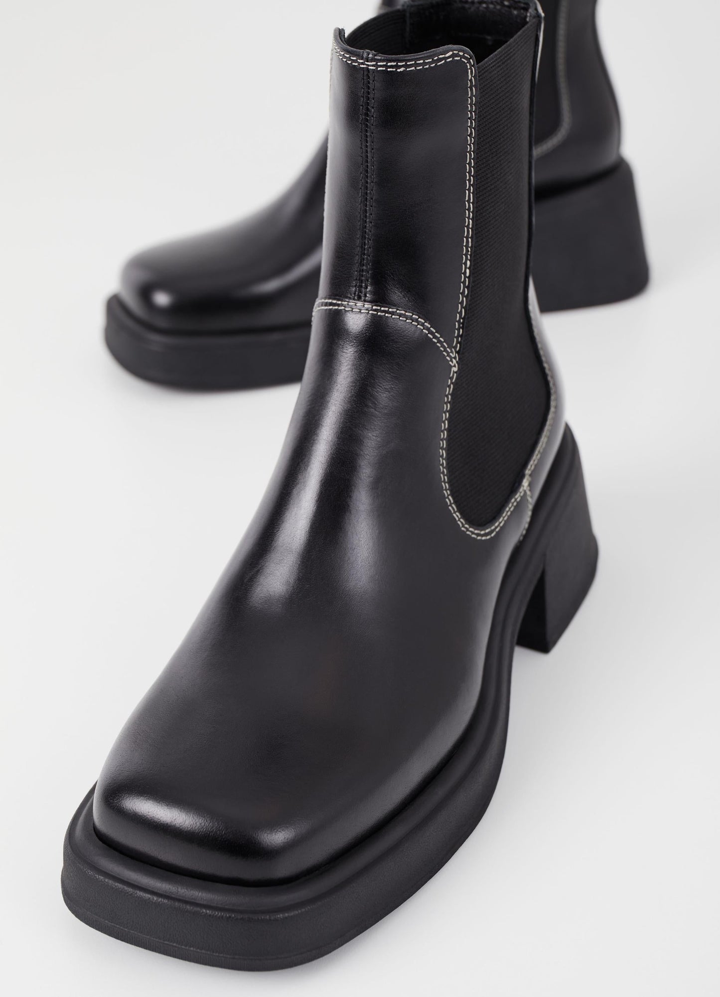 Bottines en cuir certifié | noir "dorah - black white"