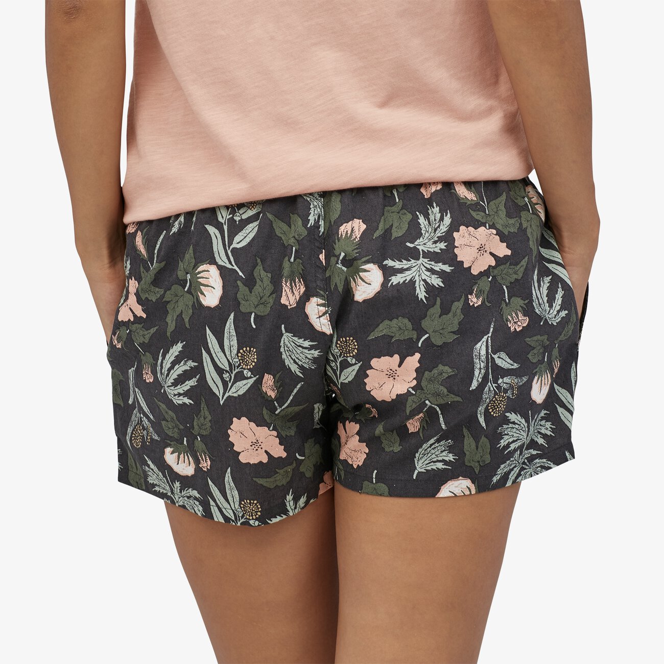 Short court imprimé fleuri en chanvre