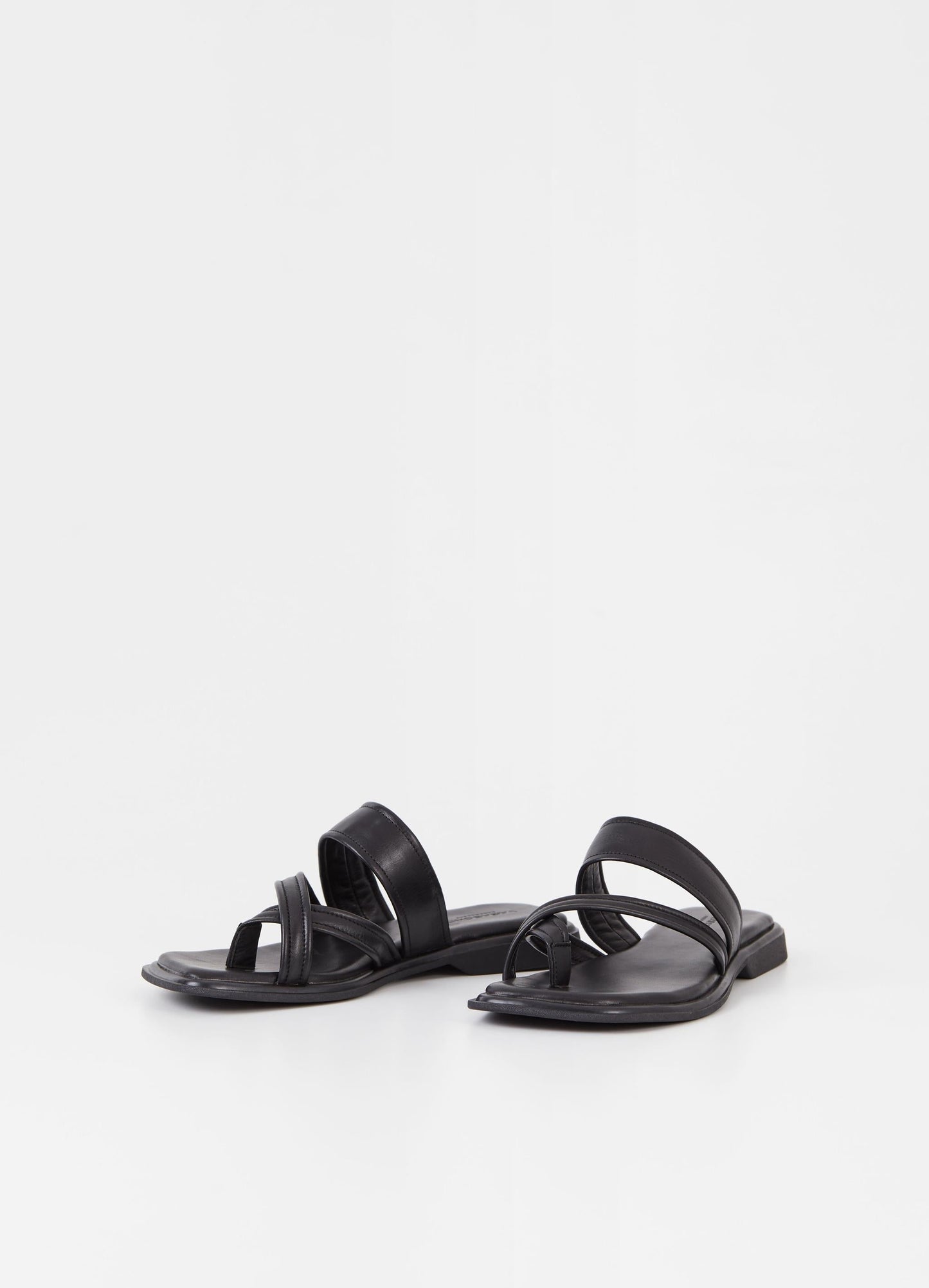 Sandales à lanières en cuir sans chrome | Noir "izzy black"