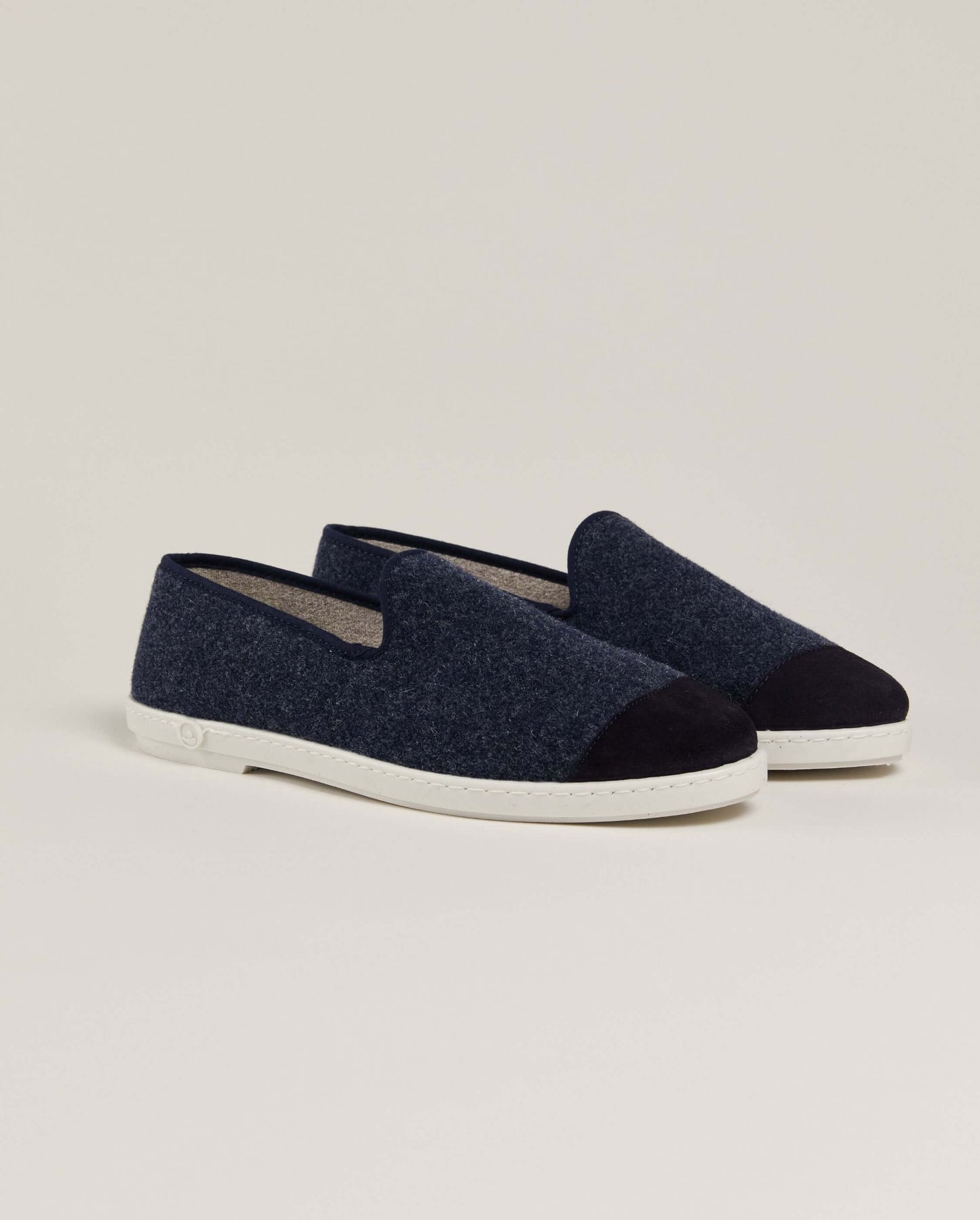 Chaussons en laine recyclée | Marine "aw navy"