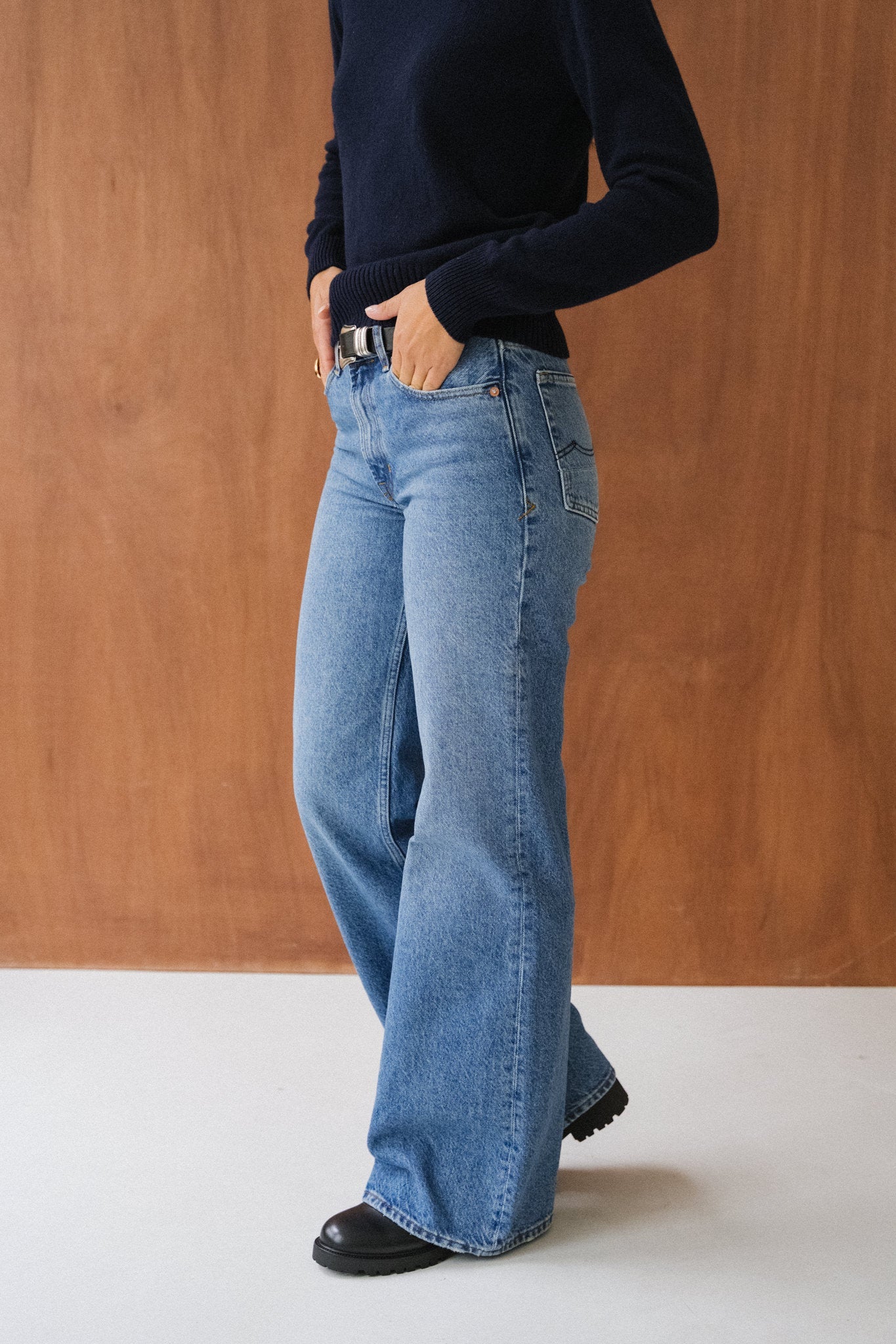 Jean évasé en coton recyclé | bleu "jane - rechange mid worn"