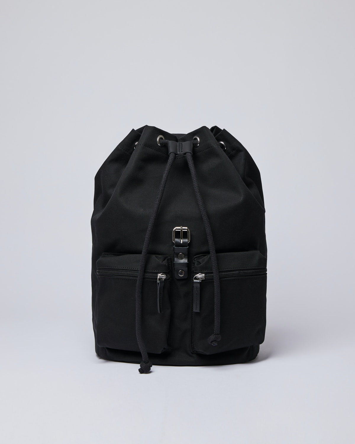 Sac à dos en coton bio et matière recyclée | noir "Roald black"