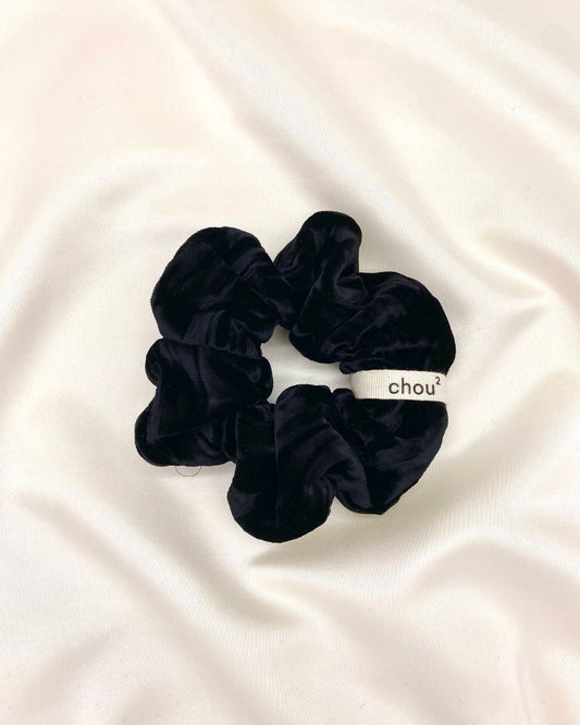 Chouchou velours noir en viscose et cupro upcyclés - petit