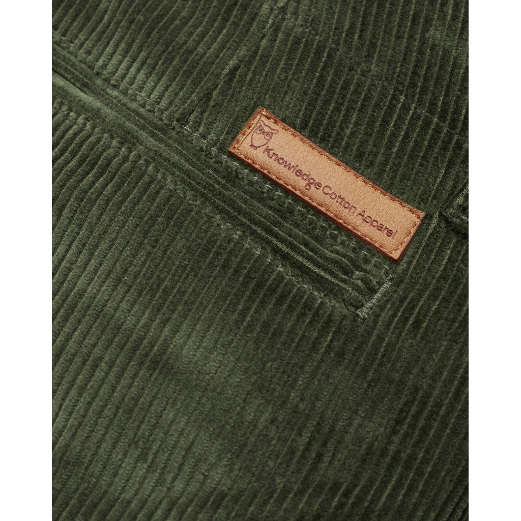Pantalon droit velours vert forêt - chuck