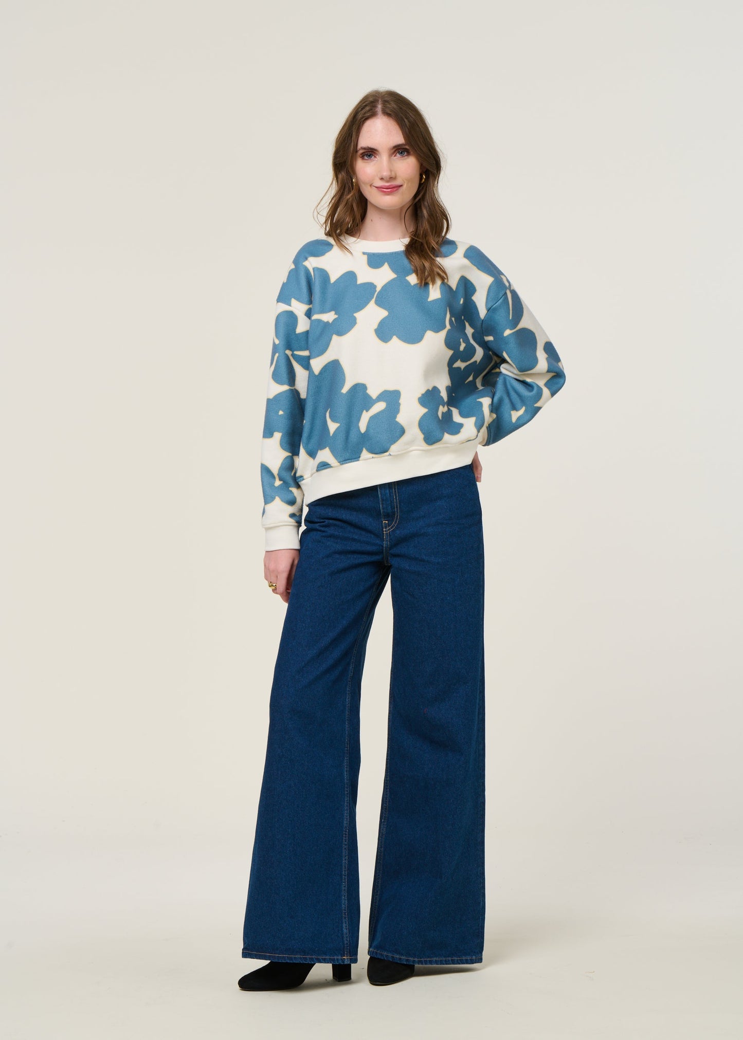 Sweat en polaire recyclée | bleu/blanc 'scarlett fleur du lac'