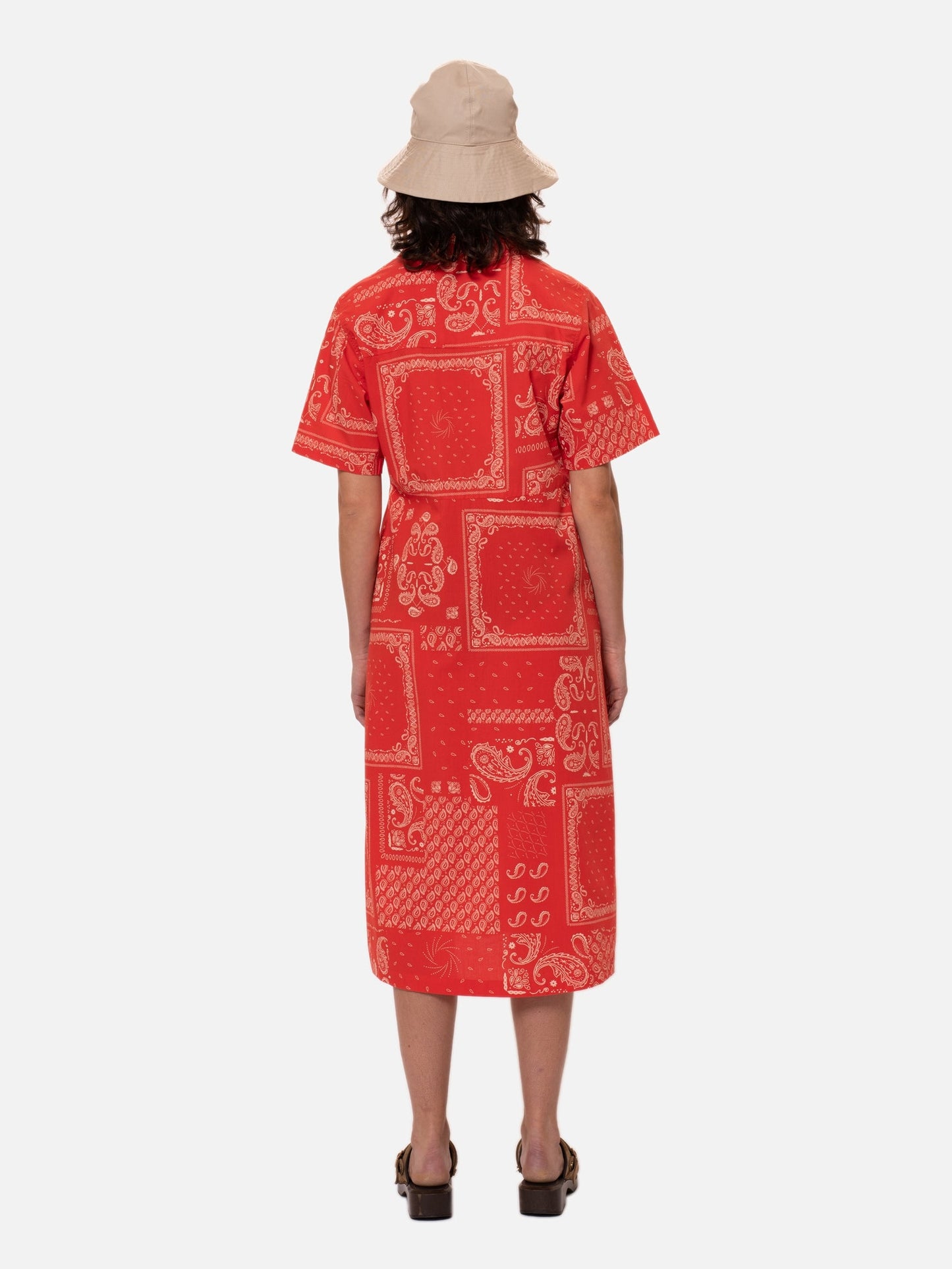 Robe chemise rouge à motifs en coton bio - ronja bandana red