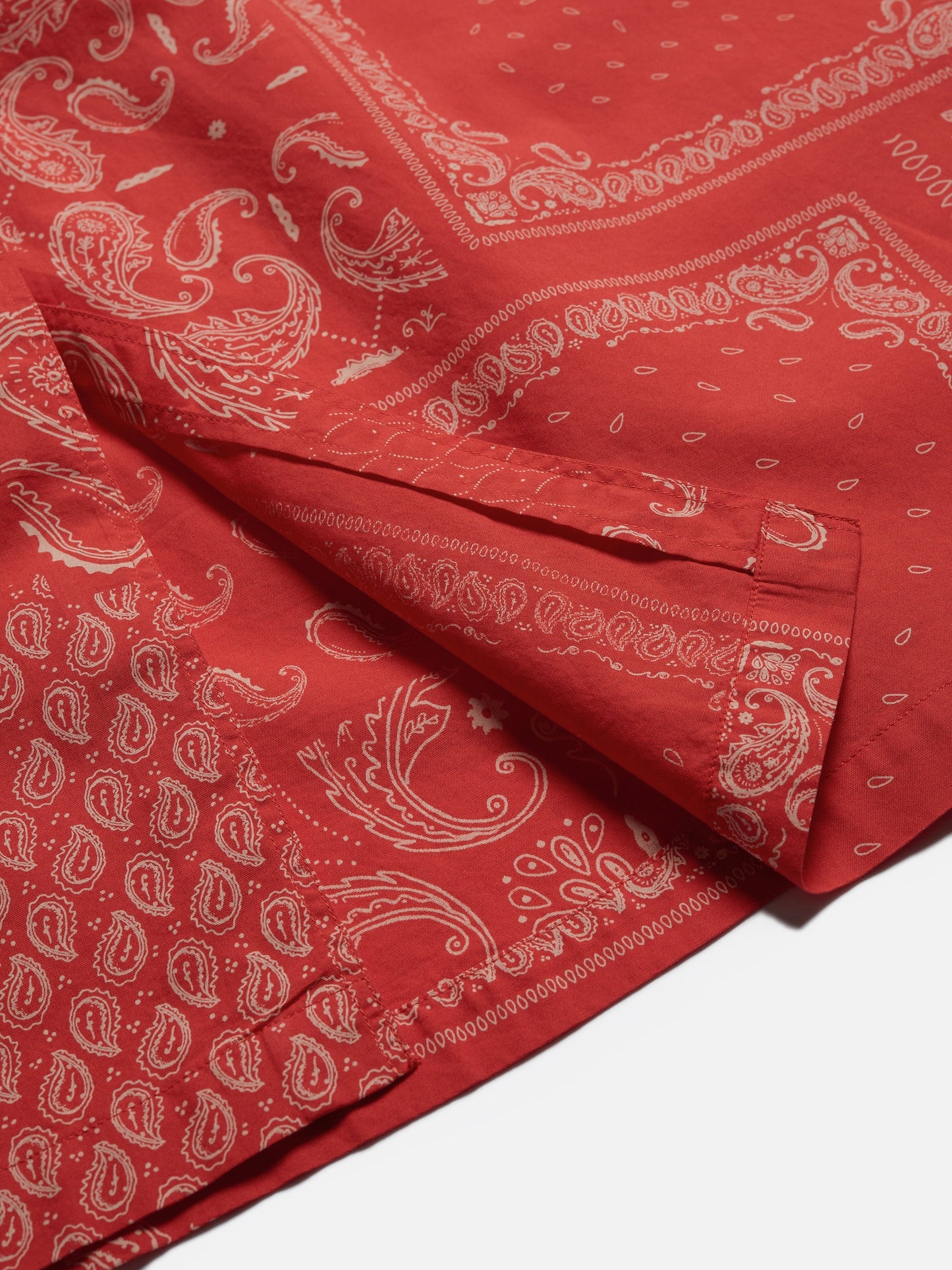 Robe chemise rouge à motifs en coton bio - ronja bandana red