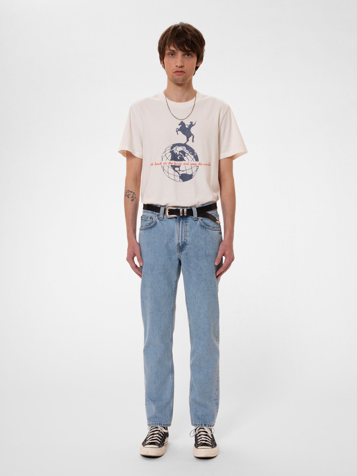 Jean droit en coton bio | bleu clair "gritty jackson summer clouds"
