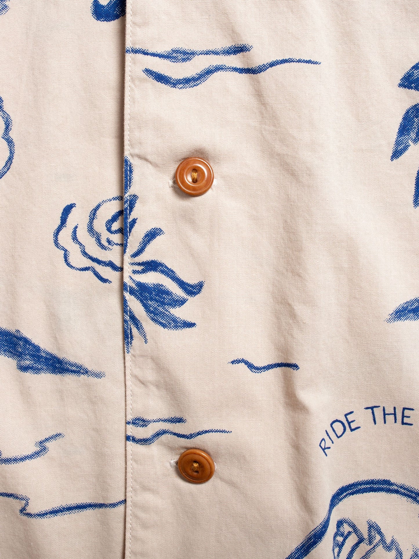 Chemise manches courtes en coton bio | Écru à motifs "arvid waves hawaii shirt ecru"