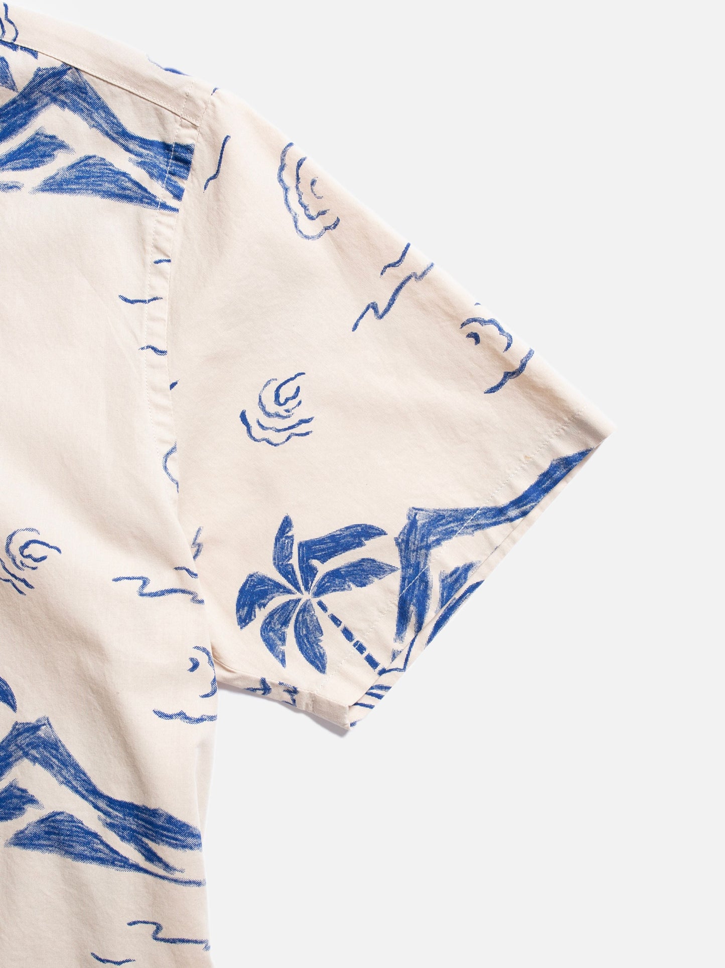 Chemise manches courtes en coton bio | Écru à motifs "arvid waves hawaii shirt ecru"
