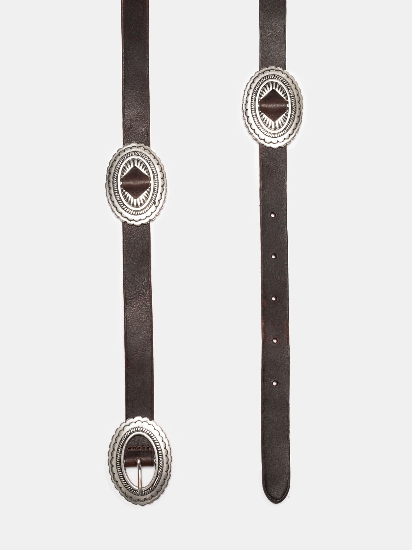 Ceinture en cuir au tannage végétal | marron "Western concho silver belt dark brown"