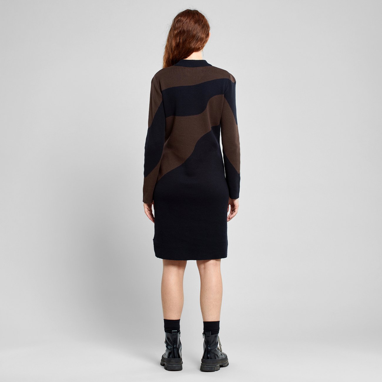 Robe midi en tricot de coton bio | Bicolore "dress lo flowy blocks black/coffee brown"