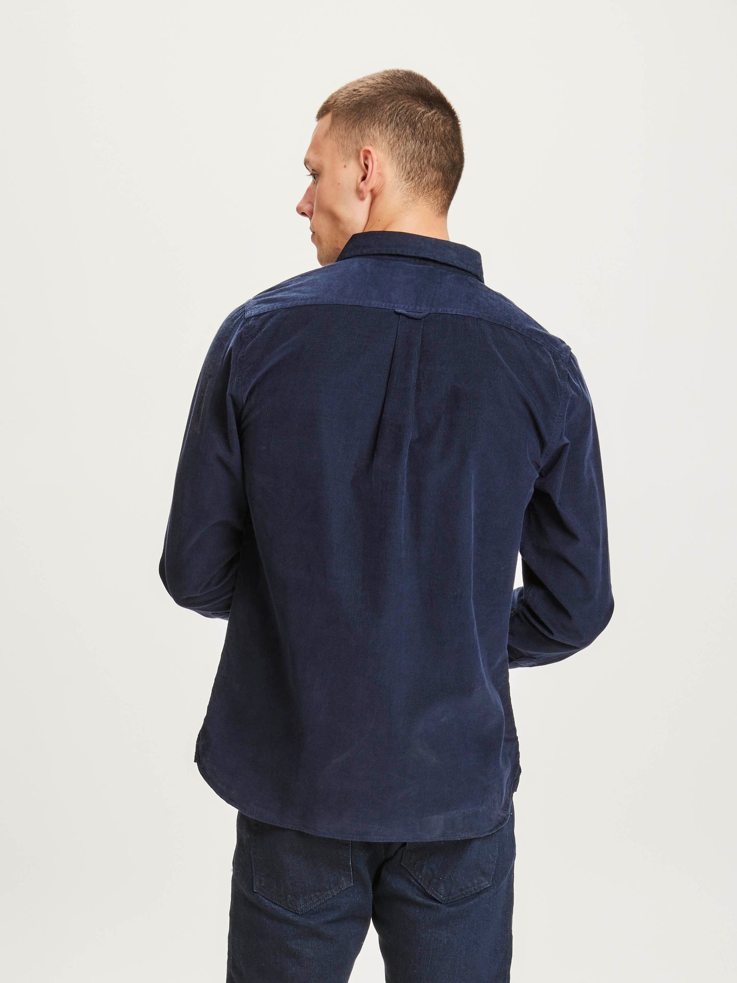 Chemise en velours côtelé bleu nuit  en coton bio - ELDER Total Eclipse
