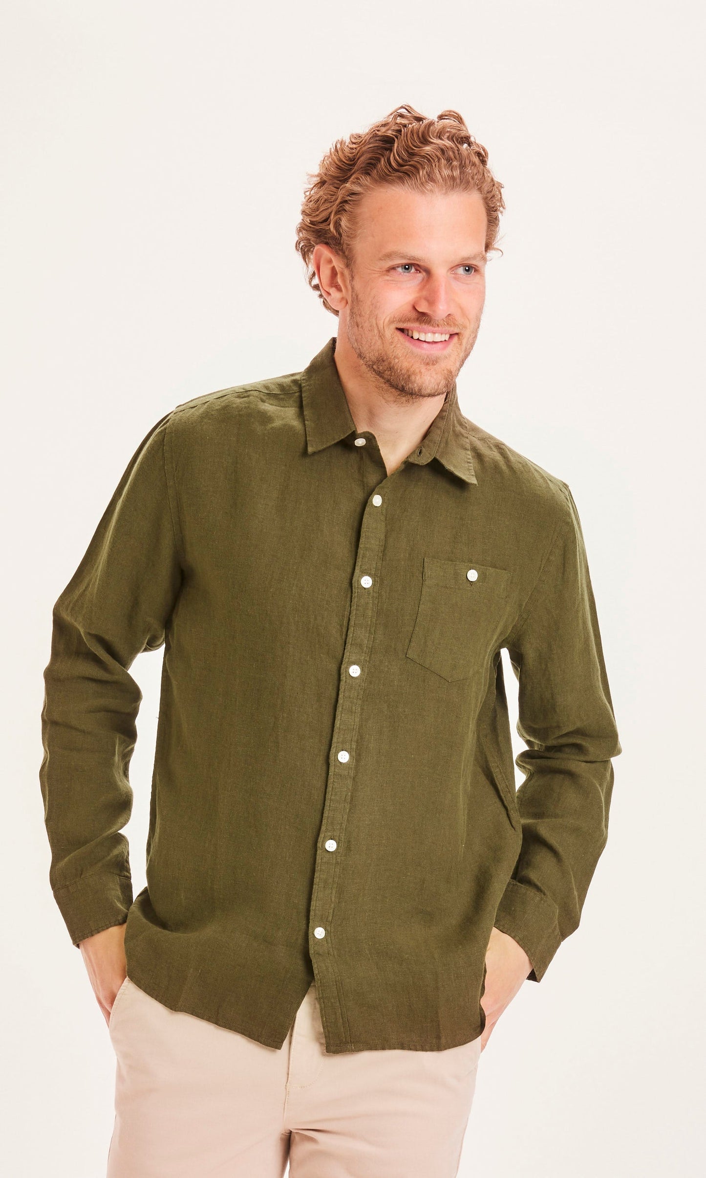 Chemise vert forêt  en lin bio - Larch forrest night