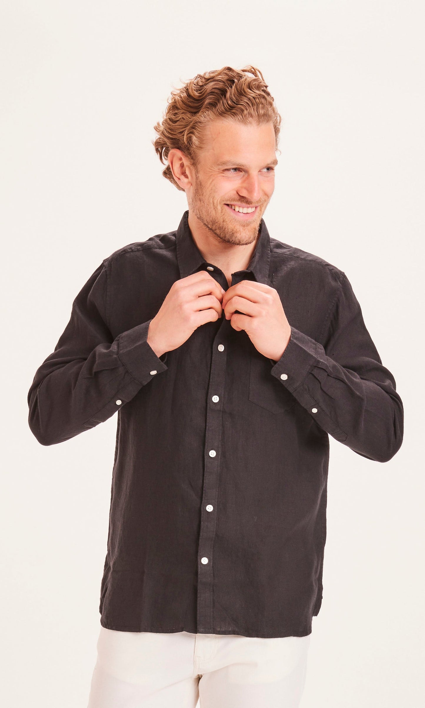 Chemise noire en lin - Larch black jet