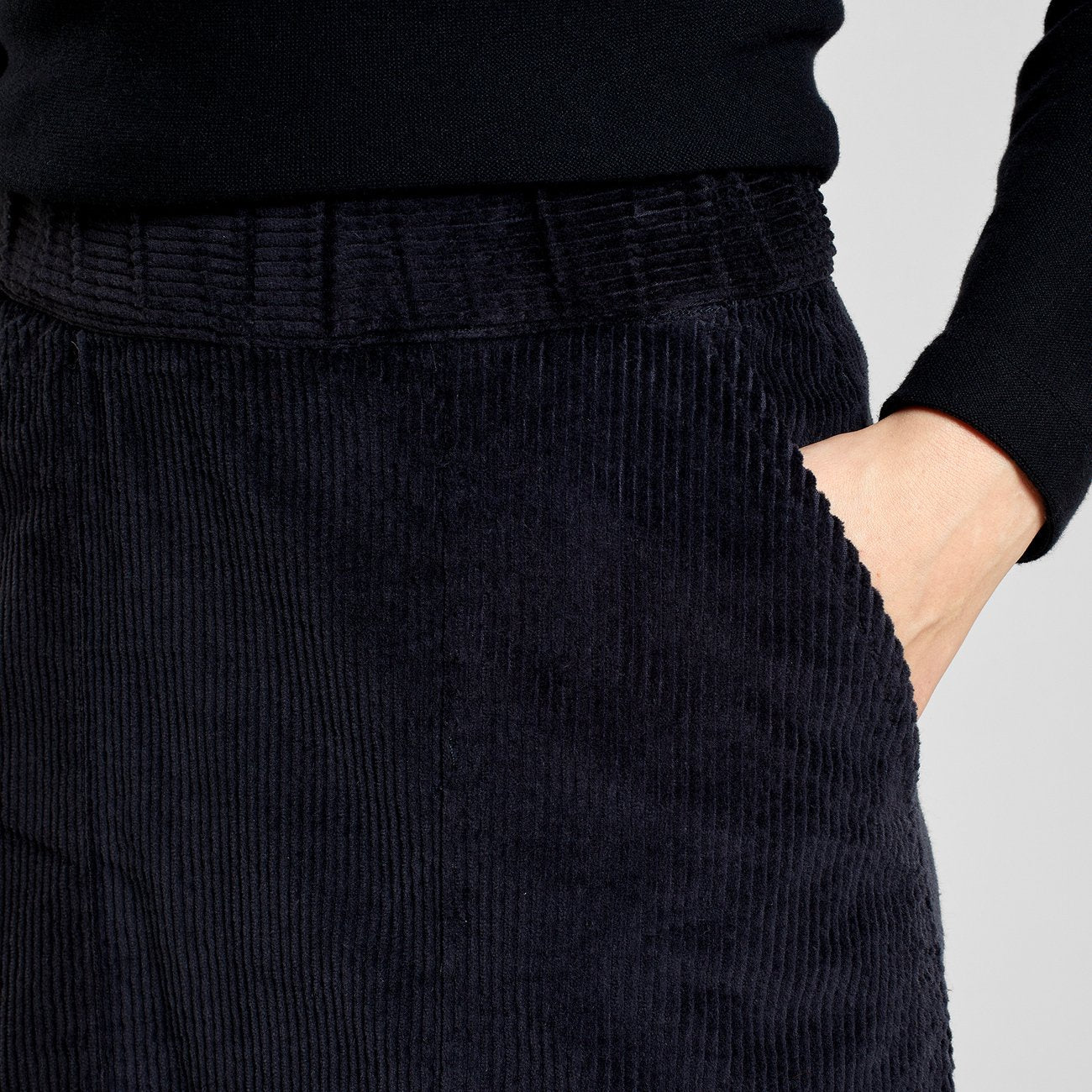 Jupe patineuse velours en coton bio | noir "skirt majorna corduroy black"