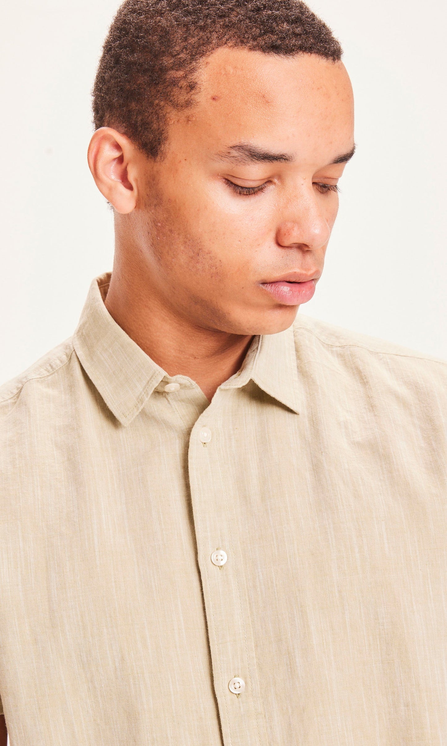 Chemise vert clair à manches courtes en coton et lin bio - Larch sage