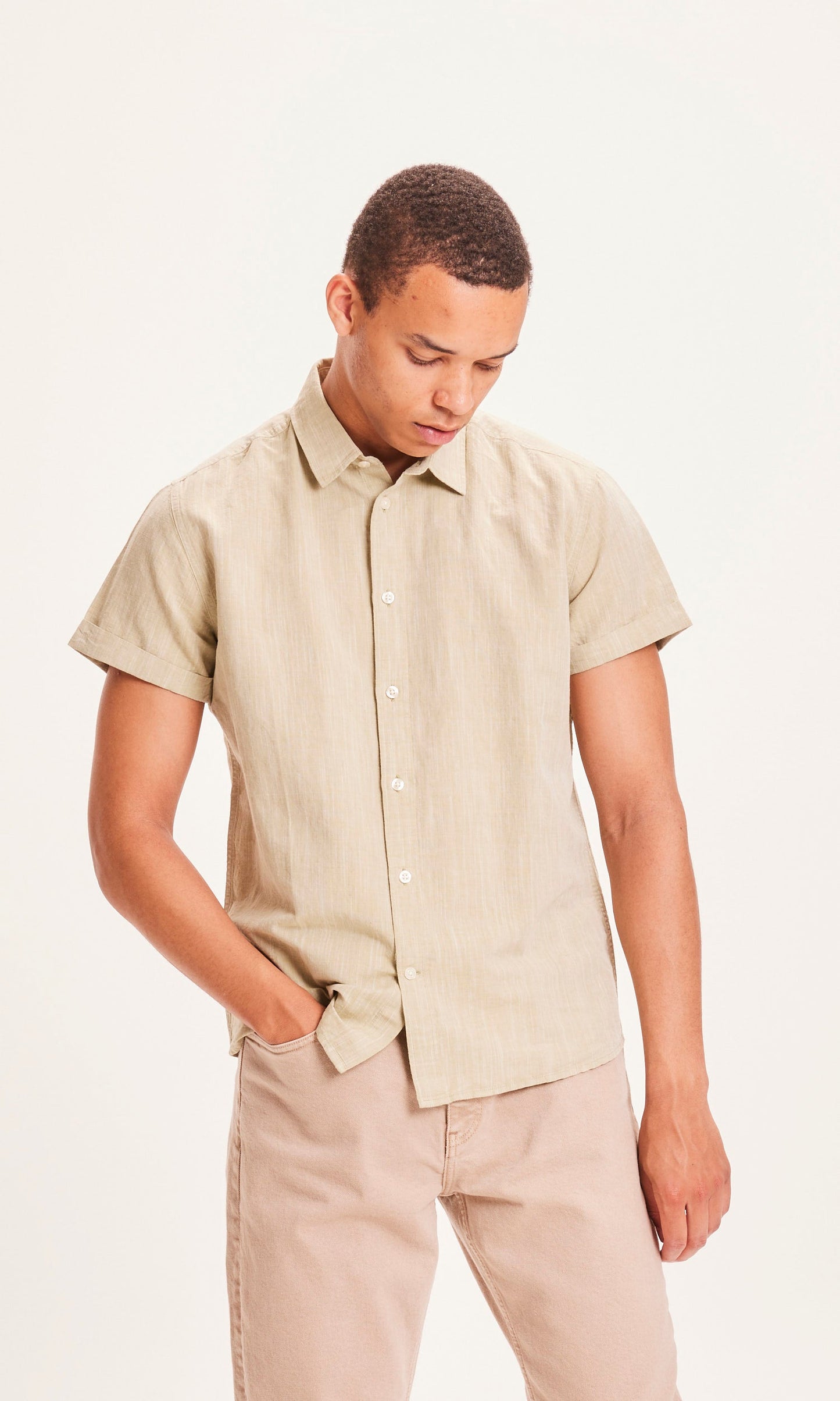 Chemise vert clair à manches courtes en coton et lin bio - Larch sage