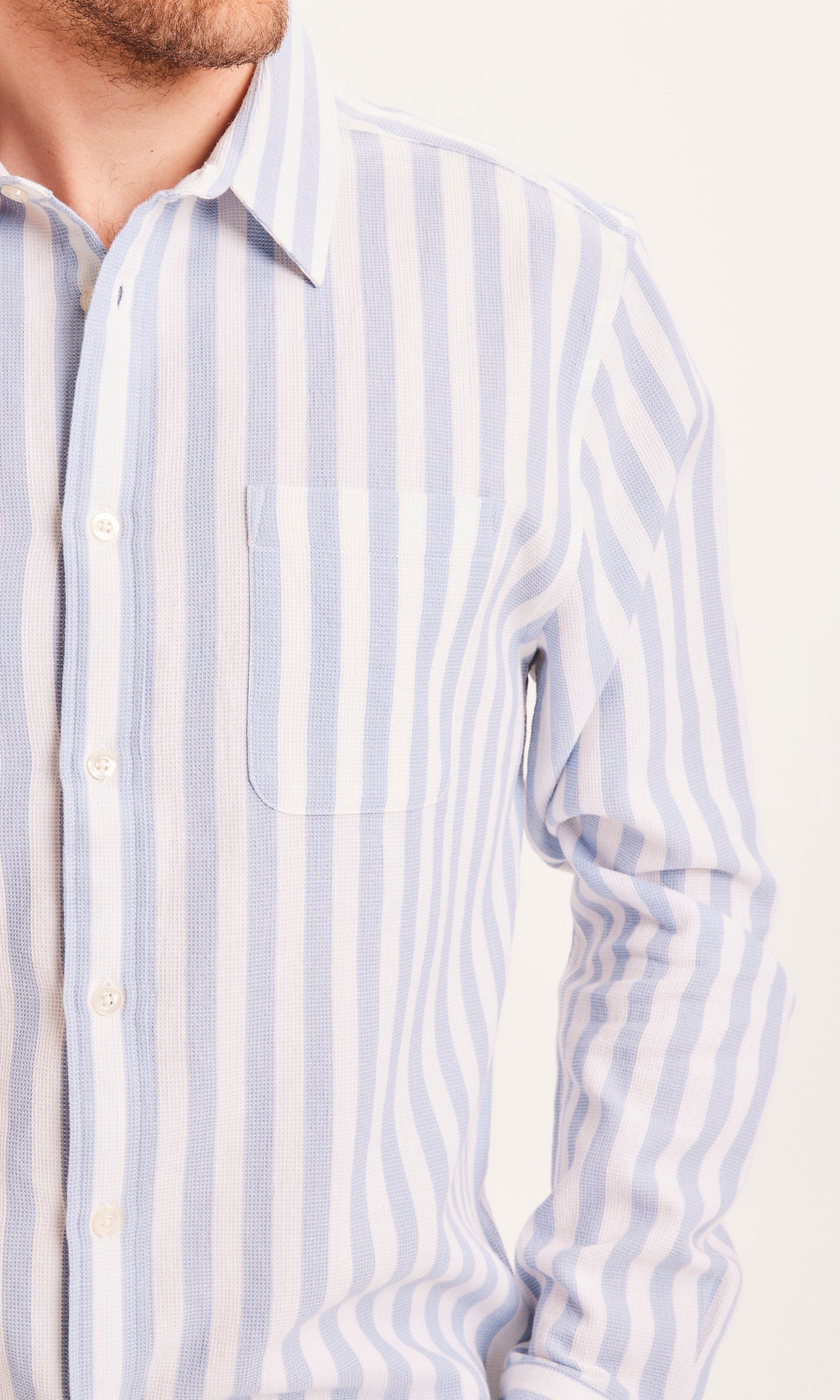 Chemise bleu clair rayée en coton bio - LARCH waffle shirt blue fog