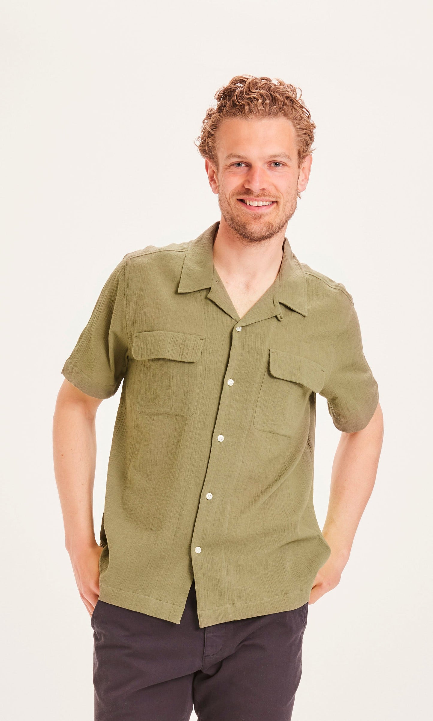 Chemise manche courte vert-olive en coton bio - WAVE crinkled shirt burned olive