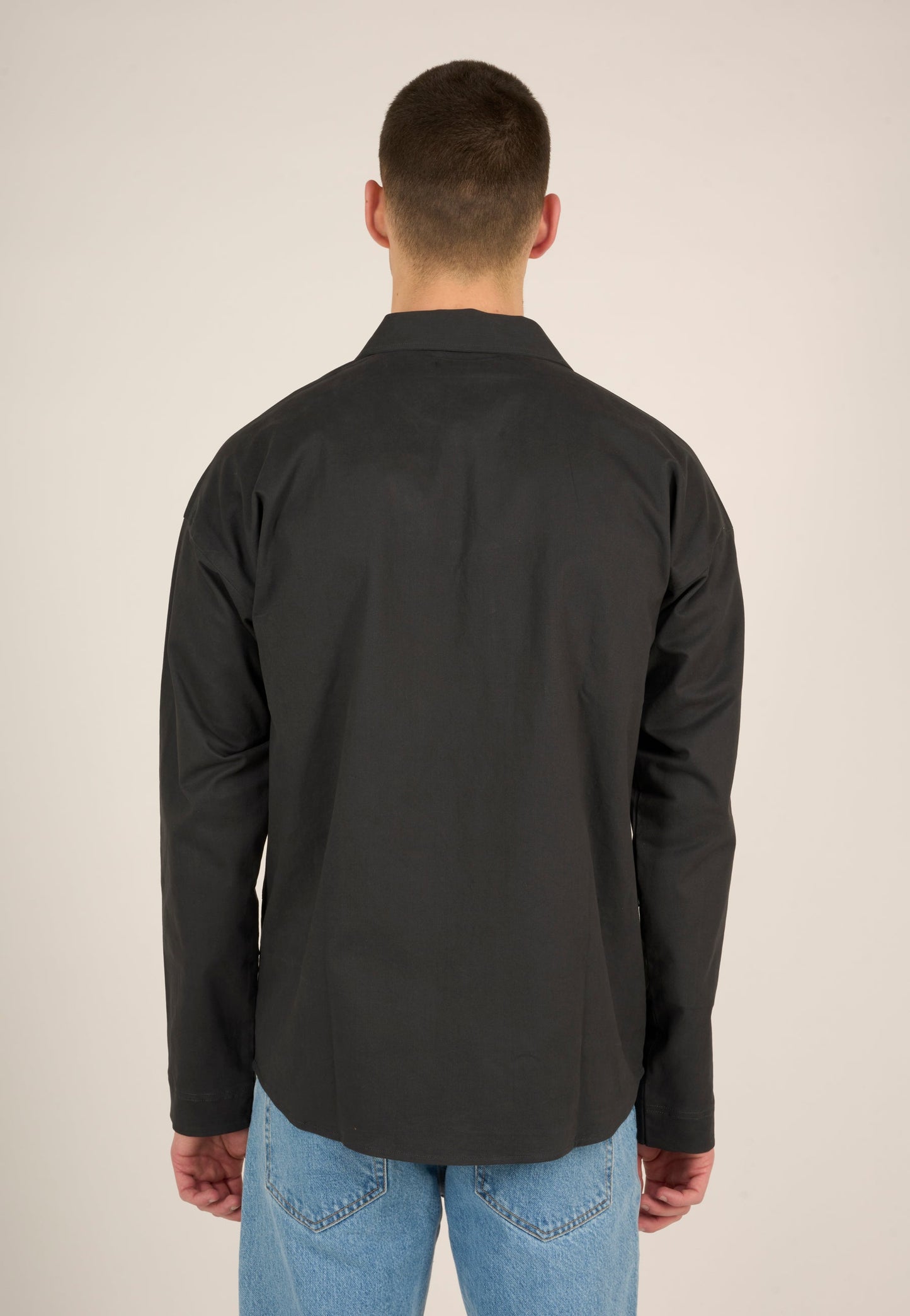 Surchemise à poche noire en twill coton bio - outdoor twill overshirt with contrast fabric phantom