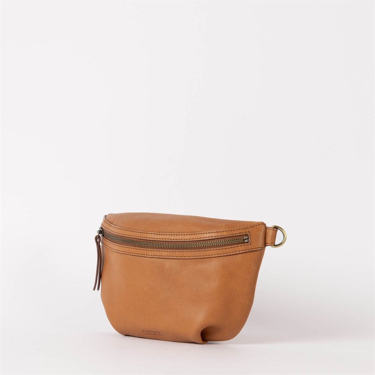 Banane en cuir certifié | Marron "milo oak soft grain"