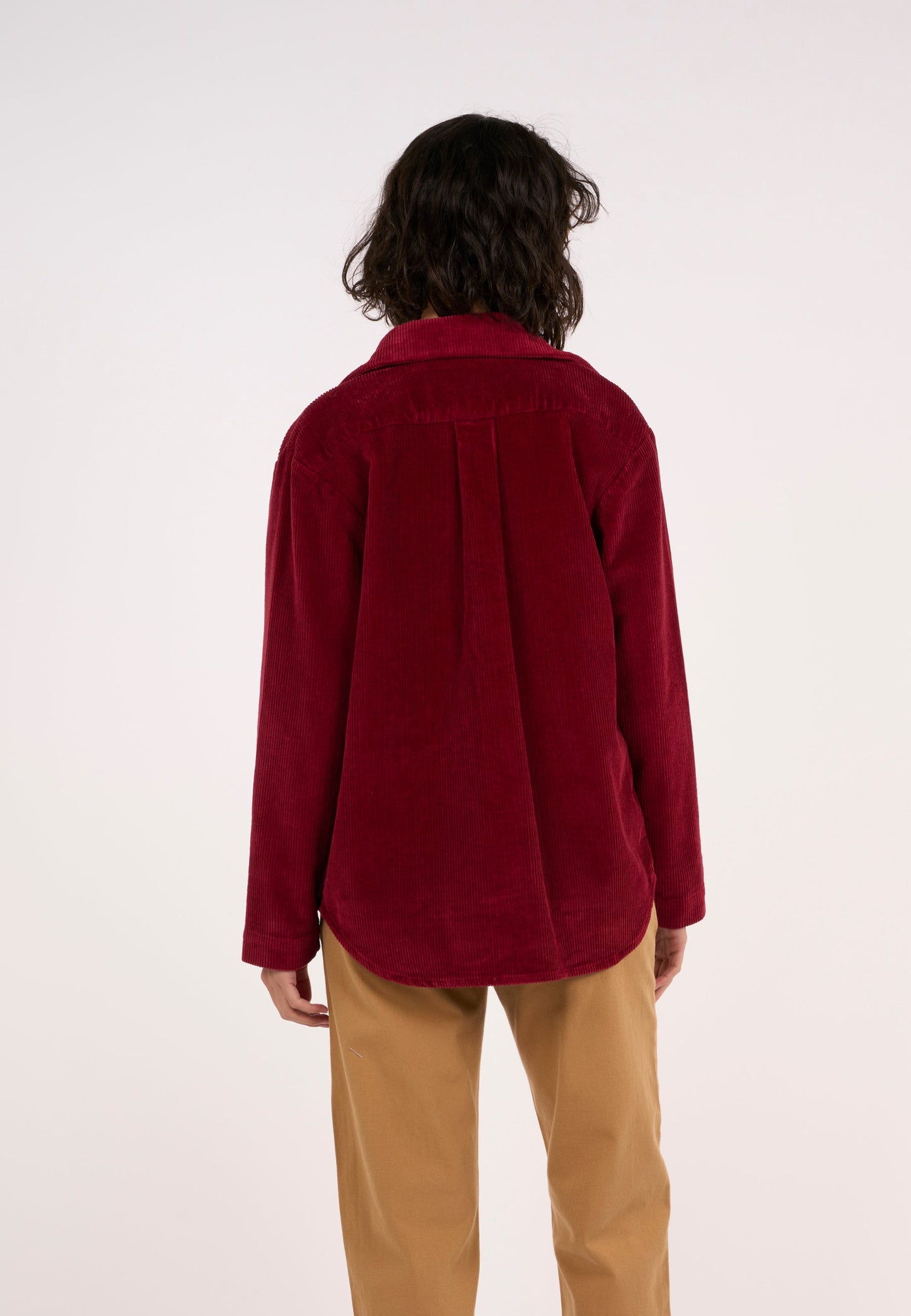 Surchemise rouge velours en coton bio - 8-wales corduroy overshirt rhubarb
