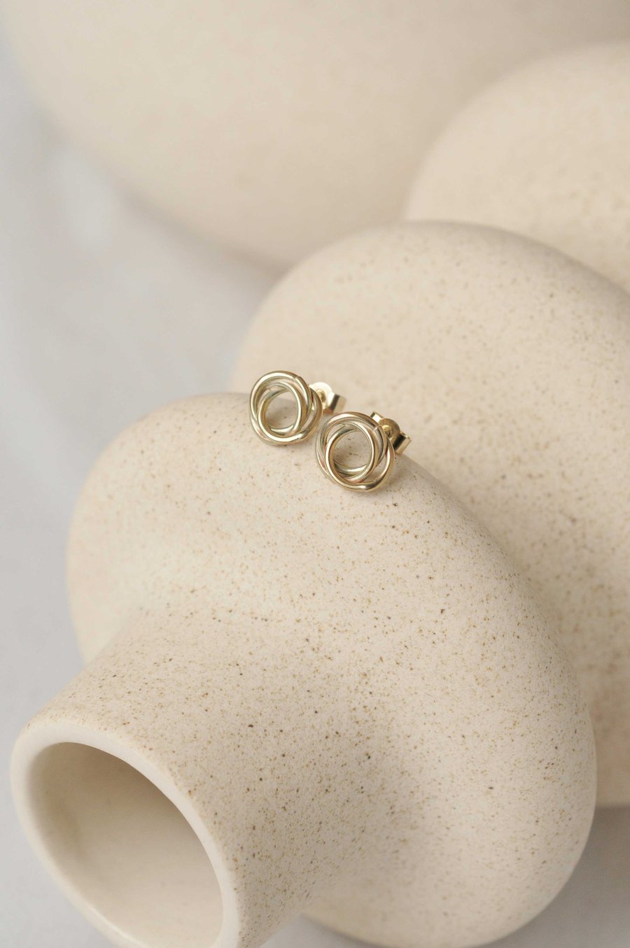Boucles d'oreilles en or recyclé - Gold Russian Circle Stud
