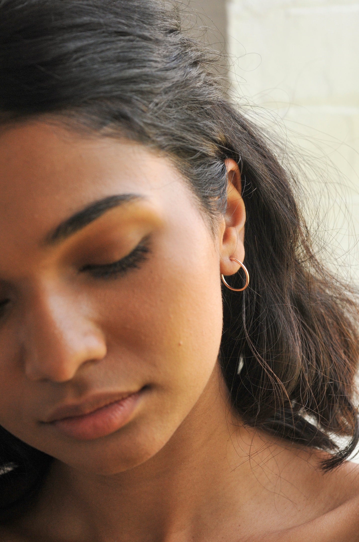 Boucles d'oreilles en or recyclé 9ct - Small Delicate Hoop