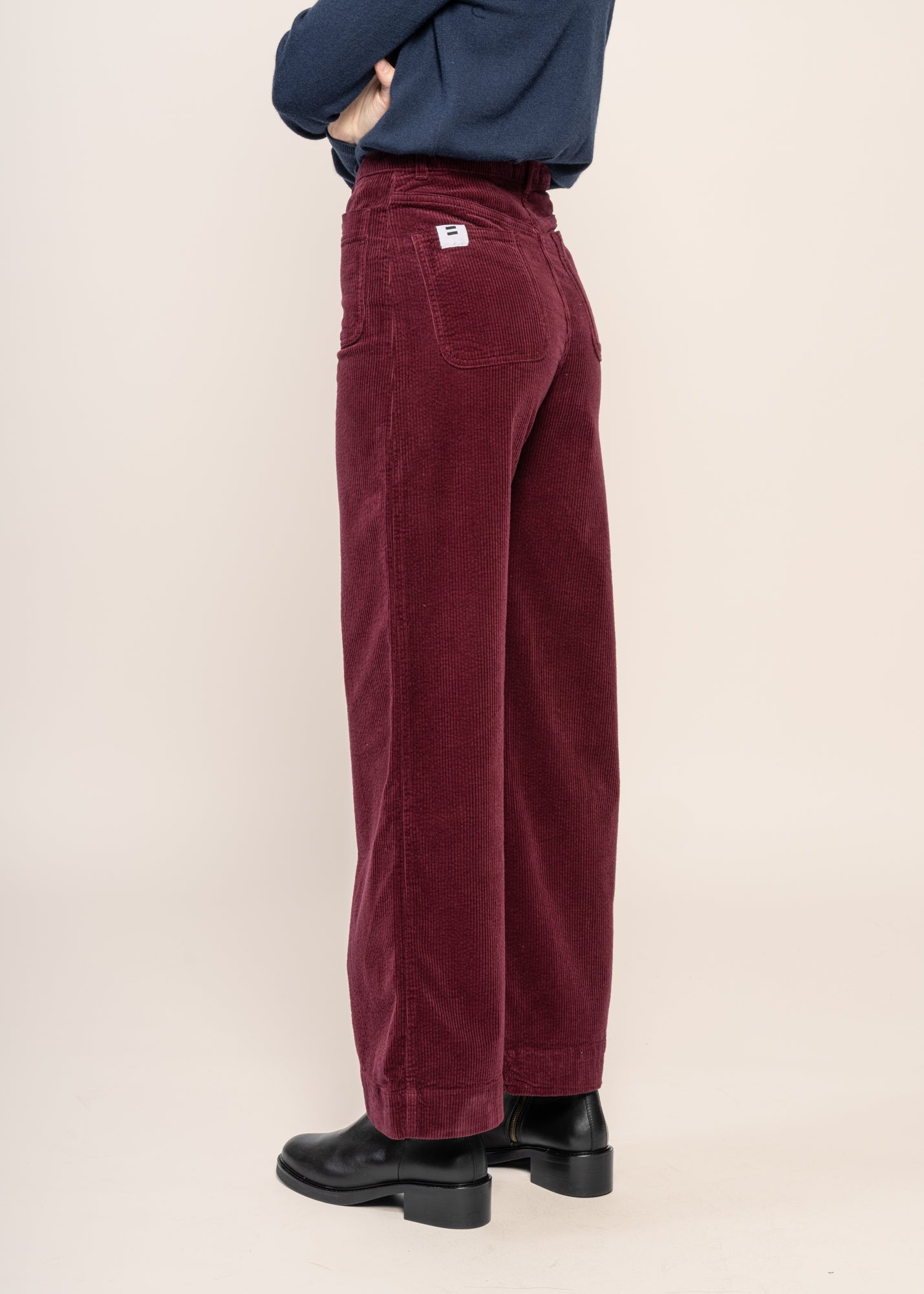 Pantalon droit velours en coton bio | prune "jane"