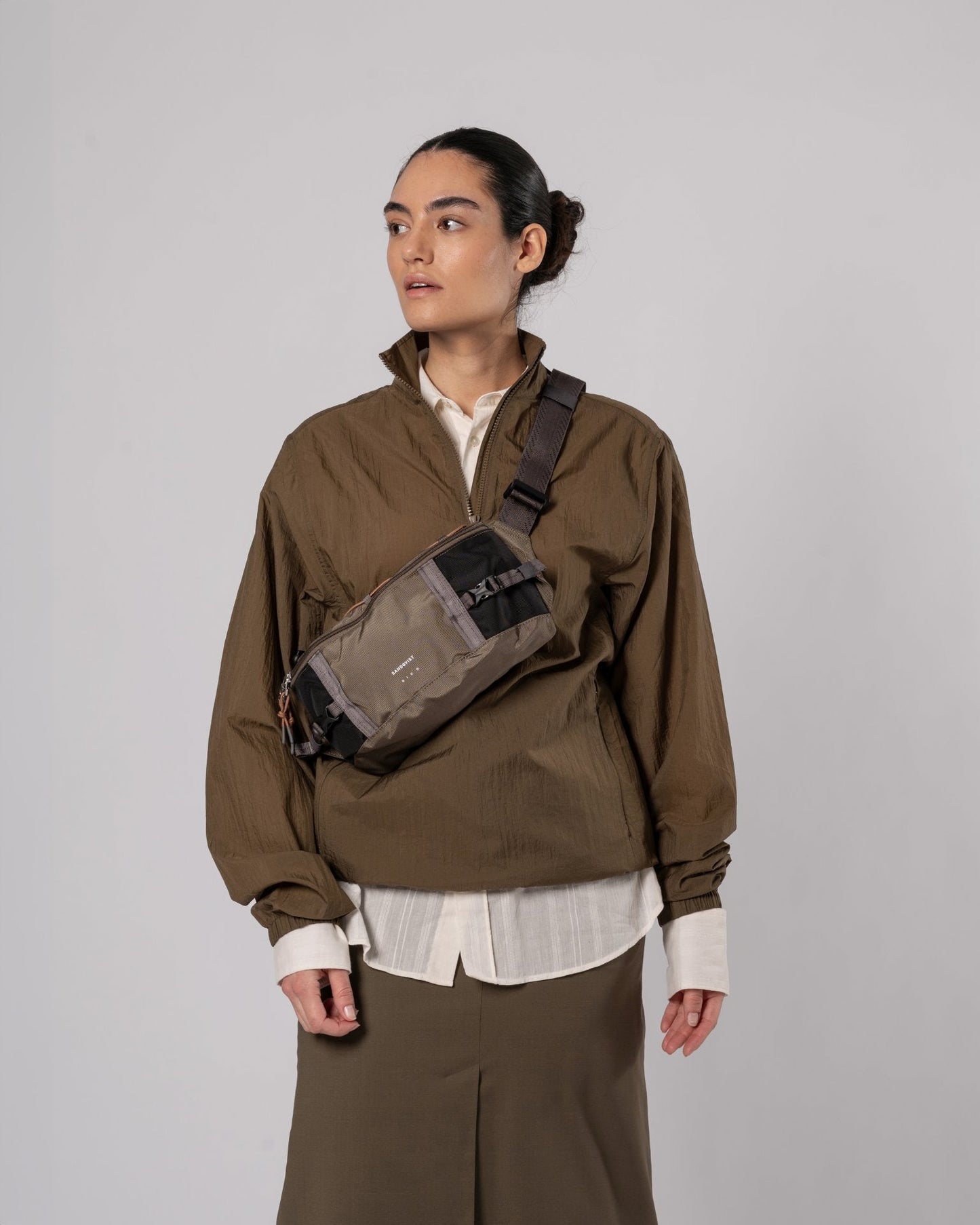 Banane en matière recyclée | marron "allterrain hike multi brown"