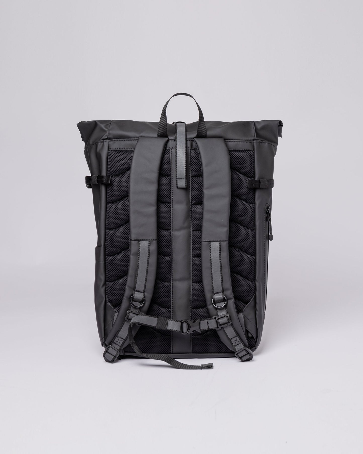 Sac à dos imperméable en matières recyclé | noir "arnold black"