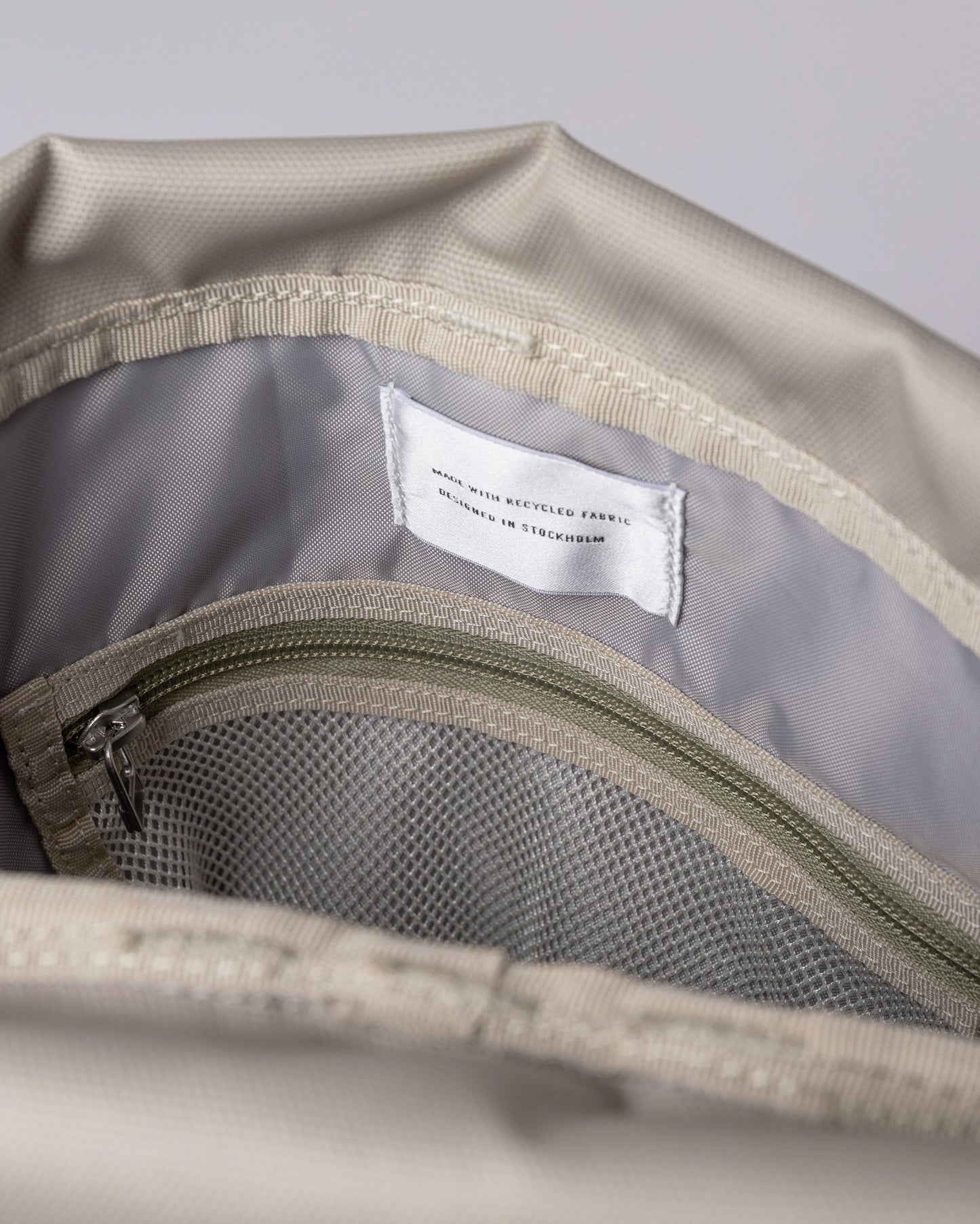 Sac à dos vegan rolltop beige en matière recyclée - arvid multi birch