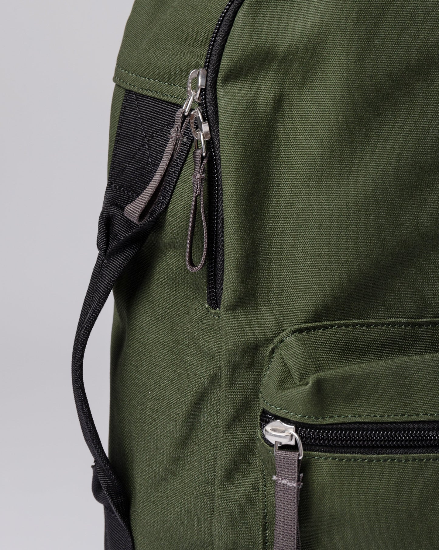 Sac à dos vert en coton bio et matière recyclée - august dawn green