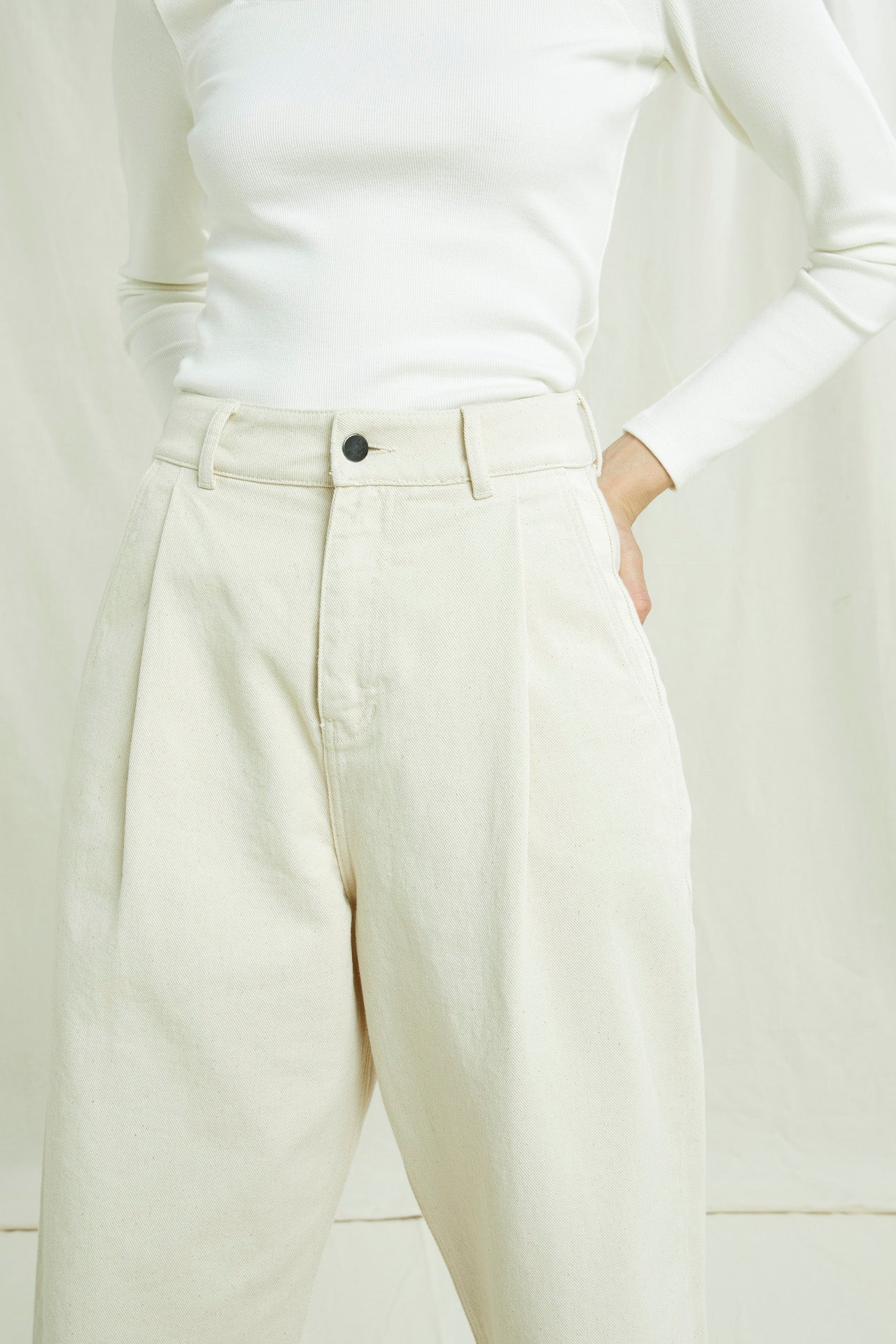 Pantalon cigarette crème en coton bio - alexis