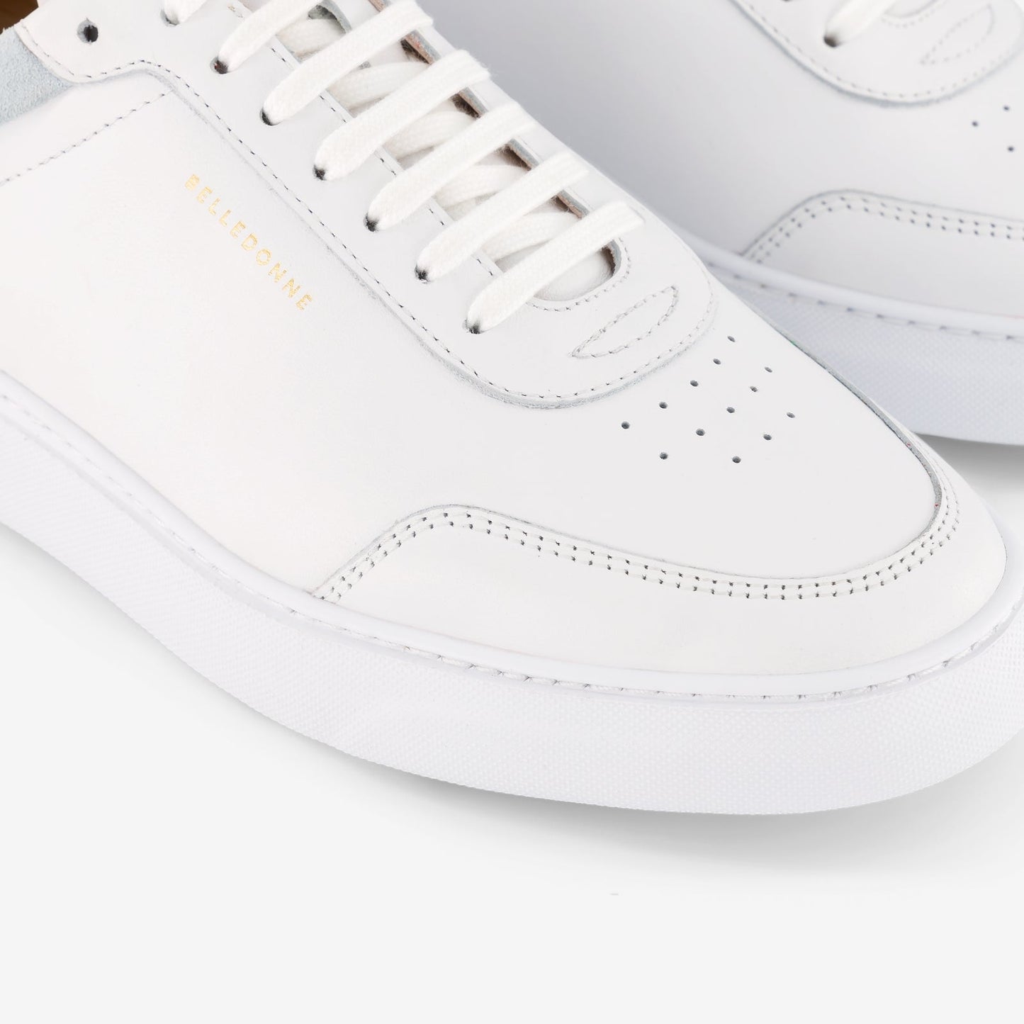 Baskets en cuir certifié | blanc et bleu "b2 santorini"