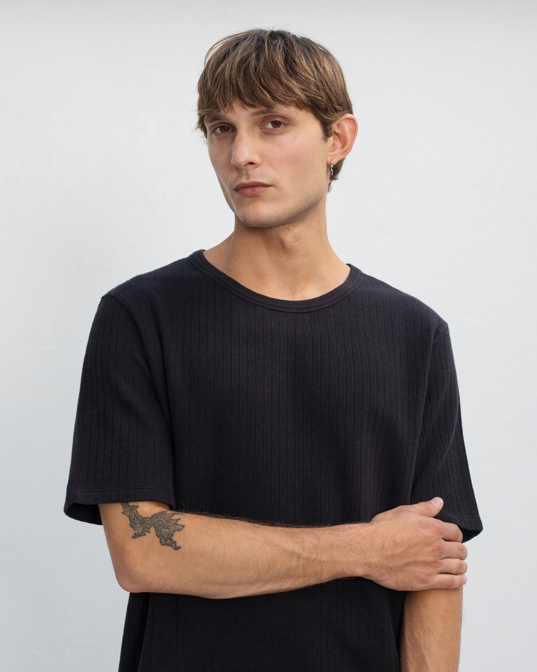 T-shirt épais côtelé en coton bio | noir "heavy ribbed t-shirt - true black"