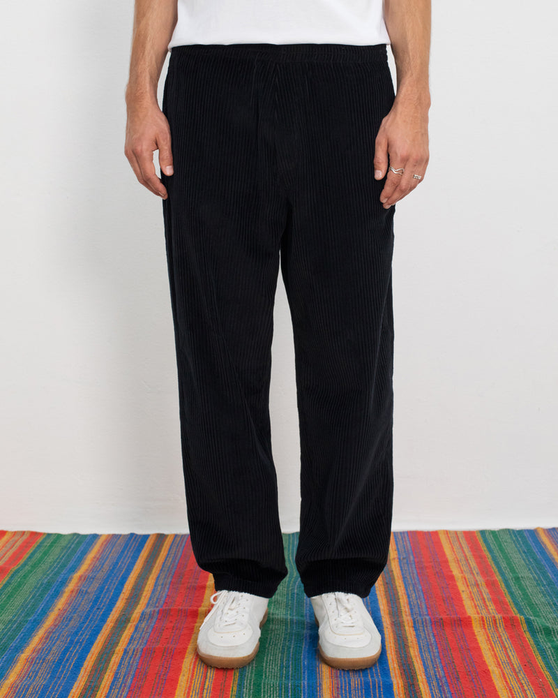 Pantalon ample velours en coton bio | noir "cord wide pant - soft black"