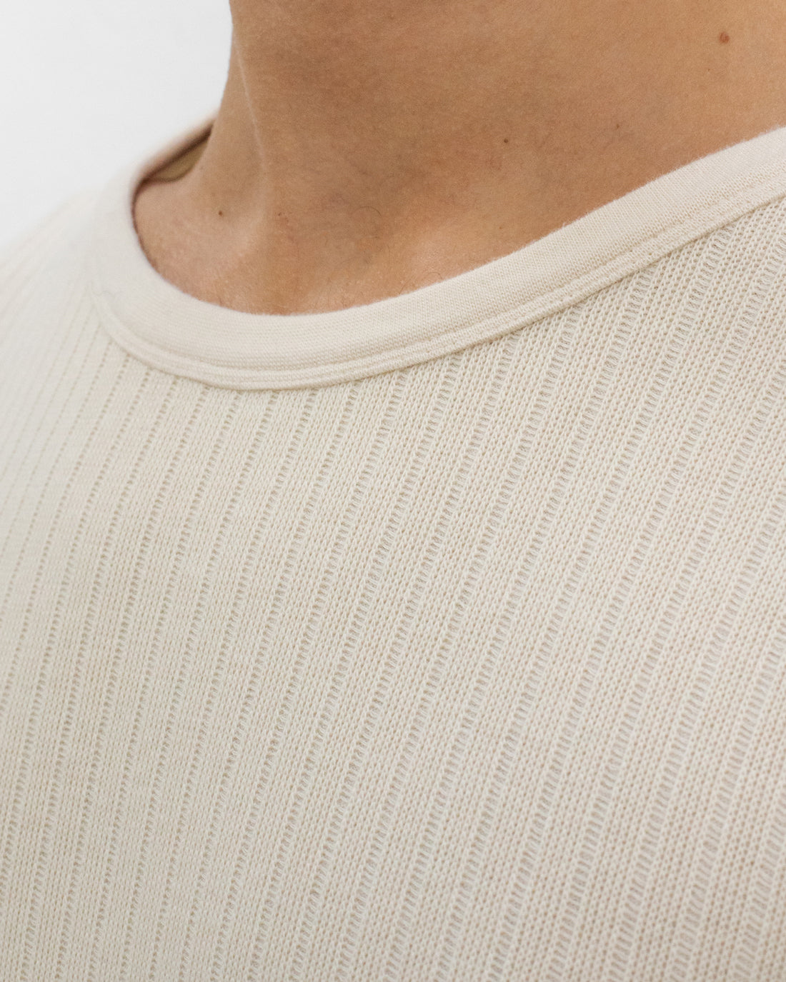 T-shirt épais côtelé en coton bio | écru 'heavy ribbed t-shirt - soft sand'