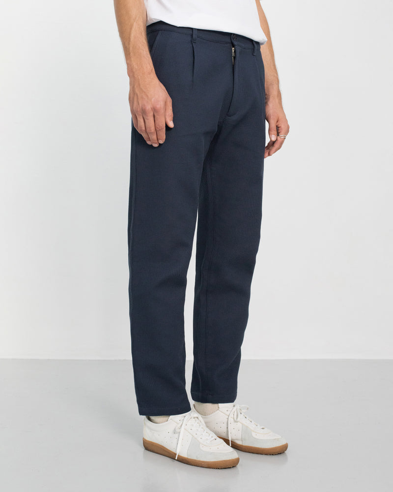 Pantalon droit en coton bio | marine "everyday waffle pant - faded navy"