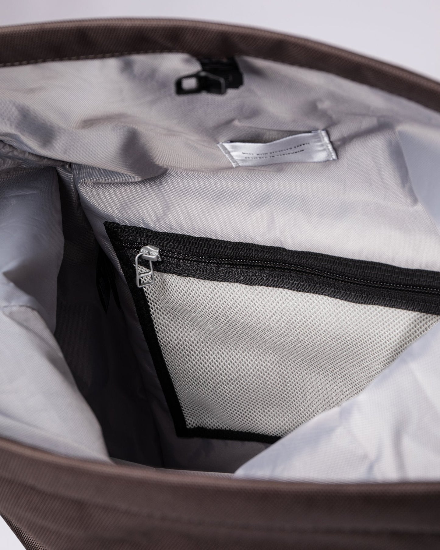 Sac à dos en matière recyclée | marron "bernt brown"