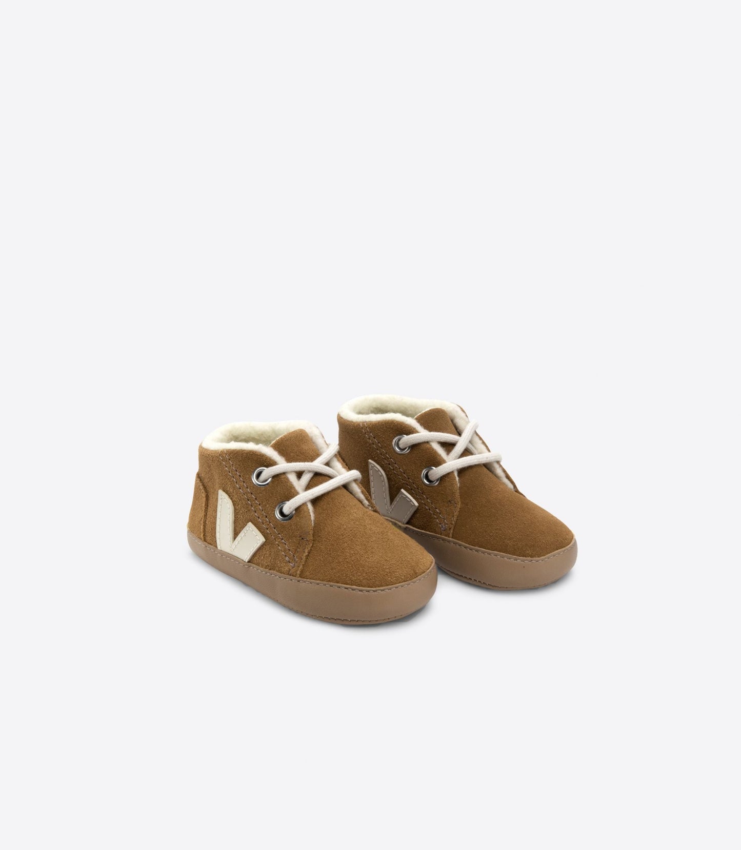 Chaussons bébé en suède | marron "baby fured suede camel pierre"