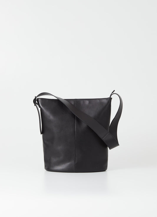 Sac bandoulière en cuir certifié | noir "stockholm"