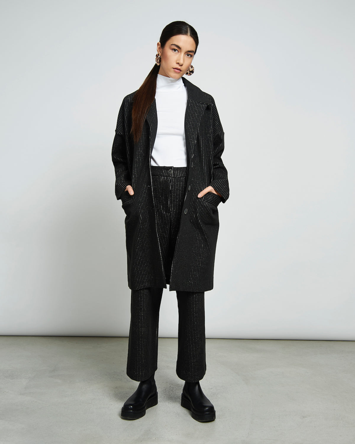 Pantalon ample noir à fines rayures noir en coton bio - Como