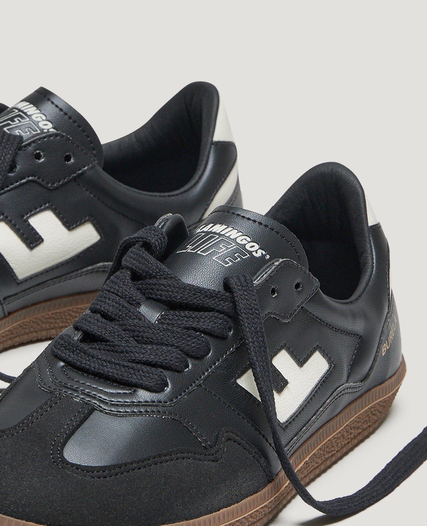 Baskets vegan | noir "burela slim black"