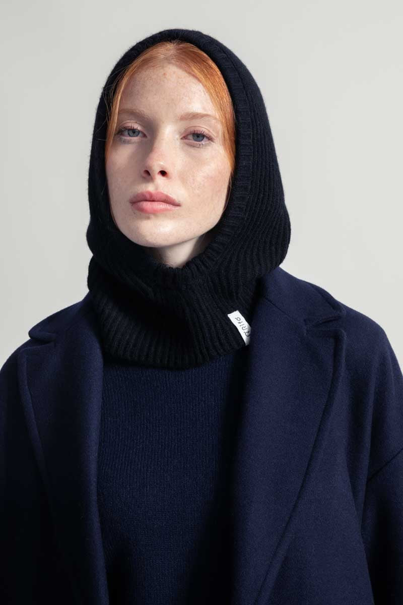 Cagoule en cachemire recyclé | noir "marika - nero ardesia"